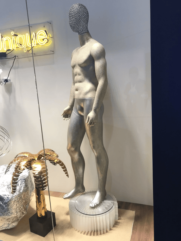 Mannequin Stand 30 x 50